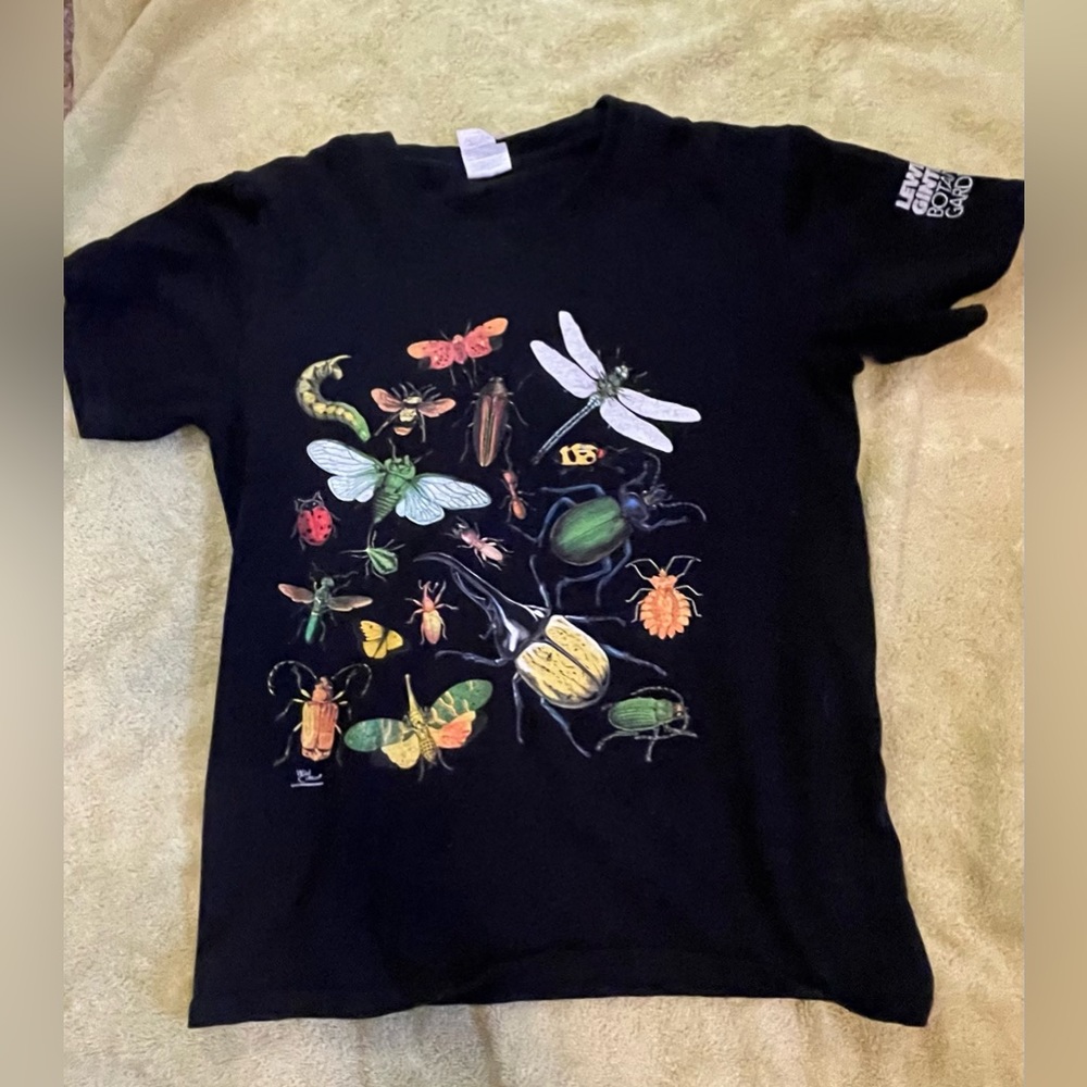 Black graphic tee